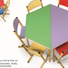 میز-ذوزنقه-و-صندلی-مهدکودک