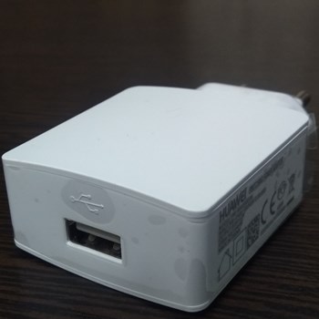 شارژر-دیواری-هوآوی-مدلHW-050200E3Wاصل