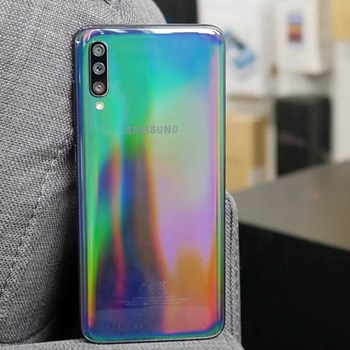 گوشی-سامسونگ-Galaxy-A70-مدل-SM-A705FNDS-ظرفیت-128-گیگابایت