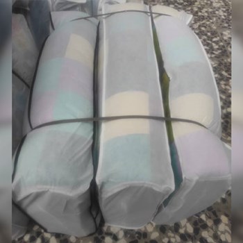 نمایی-از-انبار-محصولات-تشک-مسافرتی-و-مهمان