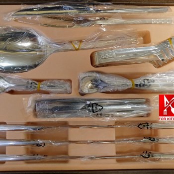 سرویس-قاشق-چنگال-ورسا-مات-و-براق-طرح-نویبورگ