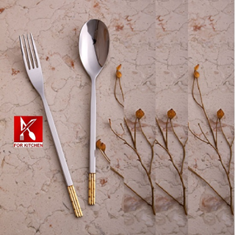 سرویس-قاشق-چنگال-ورسا-پایین-طلا-طرح-نویبورگ