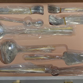 سرویس-قاشق-چنگال-پالرمو-نیمه-طلایی-طرح-تورینو