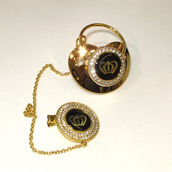 پستانک-تمام-طلایی-نگین-دار