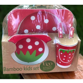 سرویس-غذا-گیاهی-کودک-طرح-توت-فرنگی