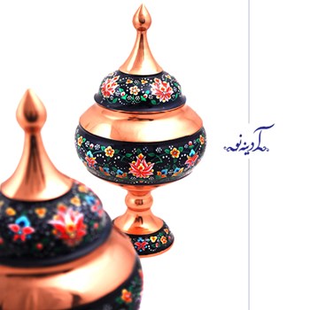 شکلات-خوری-مس-پرداز