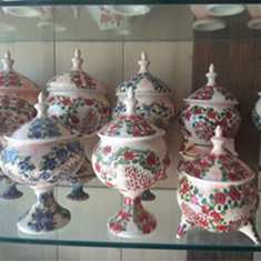 شکلات-خوری-در-سه-سایز-در-مدلهایی-تک-پایه-و-سه-پایه