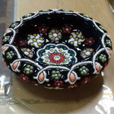 زیر-سیگاری-مینا-کاری-شده-در-رنگهایی-مختلف-تعداد-در-هر-کارتن-40-عدد