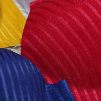 سوتین-تک-اسفنجی-لیزری-زنانه