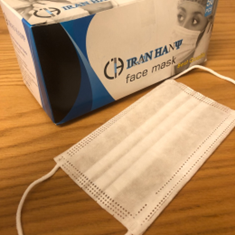 ماسک-سه-لایه-سفید-ملت-لون