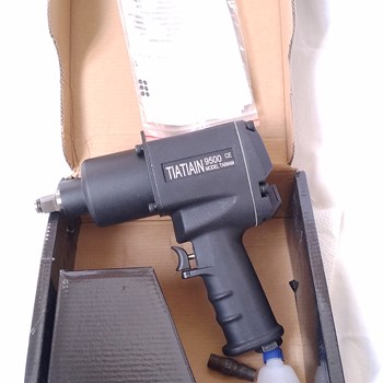 بکس-بادی-1-2تیتان