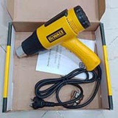 سشوار-صنعتی-دیوالت-مدل-743