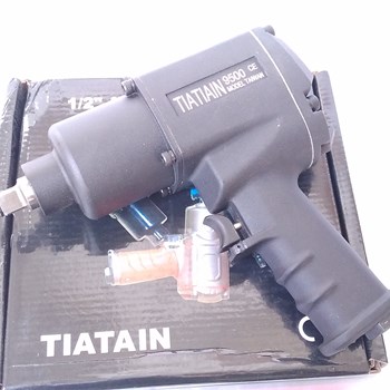 بکس-بادی-1-2تیتان