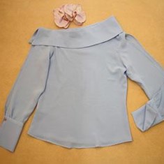 شومیز-یقه-قایقی-تک-رنگ