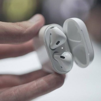 هدفون-بیسیم-اپل-مدل-AirPods-New-Generation
