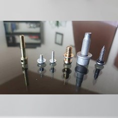 تولید-انواع-پیچ-خاص