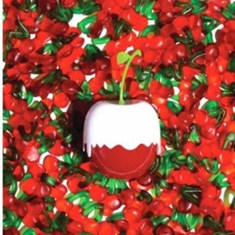 کی-کی-دبلیو-فرگرنس-کیم-کارداشیان-کیموجی-چری-KKW-Fragrance-Kimoji-Cherry