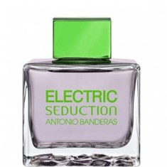آنتونیو-باندراس-الکتریکسداکشن-این-بلک-ANTONIO-BANDERAS-Electric-Seduction-in-Black