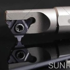 SUNR-L-Internal-turning-TR-ACME