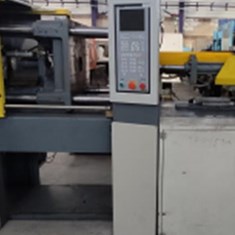 دستگاه-تزریق-100-تن-بتن-فیلد-آلمانی