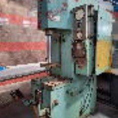 پرس-40-تن-هیدرولیک-روسی