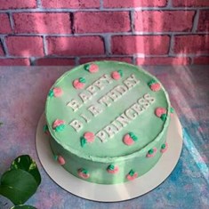 کیک-خامه-ای-شیک-رنگ-مطابق-سلیقه-شما