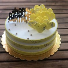 کیک-قلبی-زرد