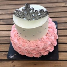 کیک-دوطبقه-تاجدار