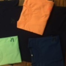 تیشرت-یقه-گرد-ساده