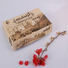 Turmeric-28mixture-of-pistachios-and-almonds