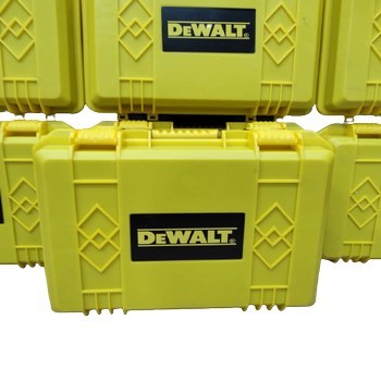 تراز-لیزری-دیوالت-4-بعدی