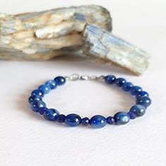 دستبند-کیانیت-آبی-و-یاقوت-کبود