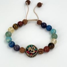 دستبند-هفت-چاکرا-و-دانه-رودراکشا-و-خرجه-کار-تبتی