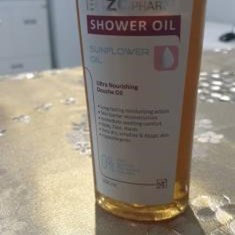 شوینده-پوست-خشک-حاویروغن-آرگان-و35-درصد-روغن-آفتابگردان