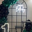 دکور-تولد-سبز-و-مشکی