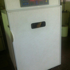 دستگاه-جوجه-کشی-588-تایی-مرغ