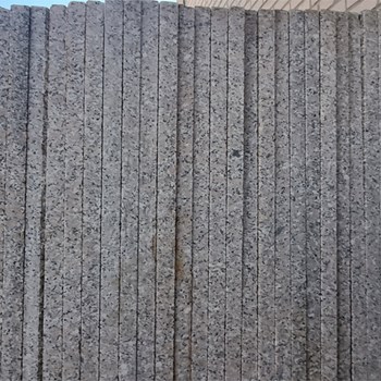 سنگ-پله-گرانیت-هلوی-تایباد