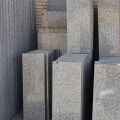 سنگ-پله-گرانیت-هلوی-تایباد