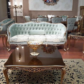 مبل-کلاسیک-و-شیک-مدل-زمرد-چوب-راش-و-گردو-با-طراحی-خاص-و-بادوام