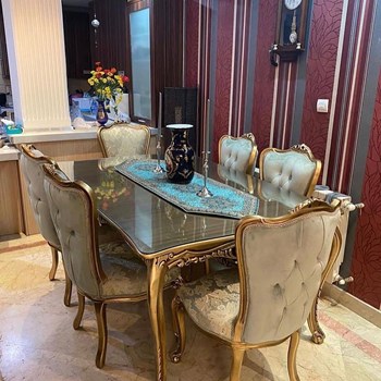 مبل-کلاسیک-و-شیک-مدل-زمرد-چوب-راش-و-گردو-با-طراحی-خاص-و-بادوام