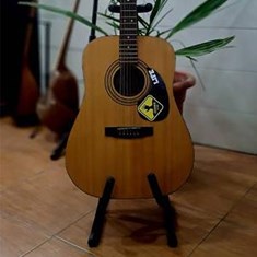 گیتار-اکوستیک-مدل-کورت