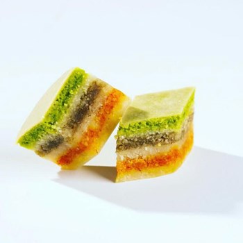 خرید-باقلوای-سنتی-قزوین