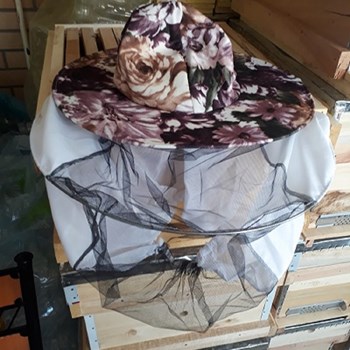 کلاه-زنبورداری