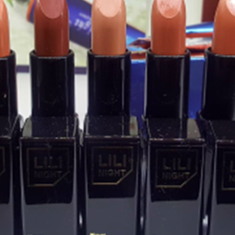 رژلب-جامد-لی-لی-نایت