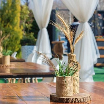 کافه-رستوران-ناژخوانناژلند