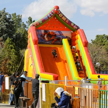 شهربازی-و-سینما-7-بعدی-صفه