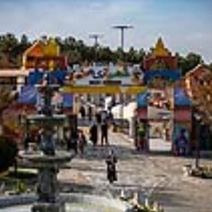 شهربازی-و-سینما-7-بعدی-صفه