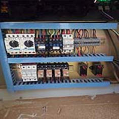 مونتاژ-تابلو-های-صنعتی