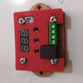 قاب-ترموستات-مدل-xh-w1209