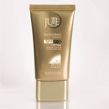 کرم-ضد-آفتاب-JUTE-باSPF50-مخصوص-پوست-های-چرب-با-رنگ-بژ-طبیعی